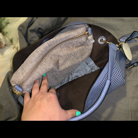 Purse - Picture 3 of 3